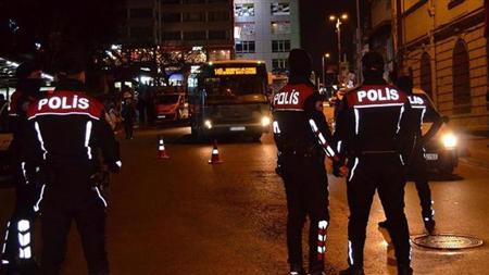 شرطة إسطنبول تشن حملة أمنية واسعة لاعتقال المطلوبين بتهم مختلفة