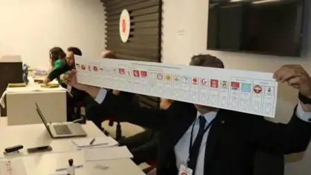 مليون و800 ألف ناخب تركي أدلوا بأصواتهم في الخارج حتى الآن.. متى ينتهي التصويت بالخارج؟