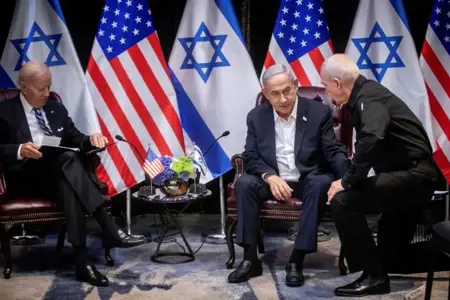 بايدن:"سلامة الشعب اليهودي على المحك حرفيًا وأدعو نتنياهو لتغيير الحكومة"