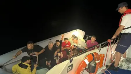 القبض على 12 مهاجرًا غير شرعي قبالة سواحل بودروم