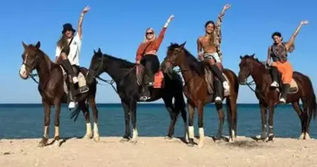 6 وجهات سحرية يمنع فيها ركوب السيارات و الخيول هي البديل