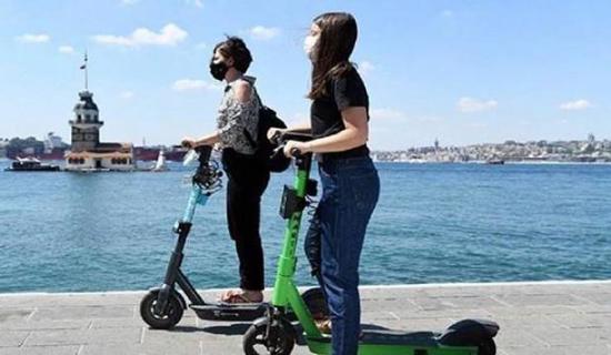 إسطنبول تضع قوانين جديدة حول استخدام السكوتر الكهربائي