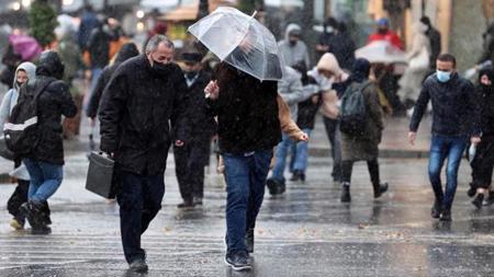 من ضمنهم إسطنبول.. الأرصاد تحذر من الأمطار الغزيرة في مدن مرمرة وشمال إيجة