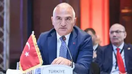 وزير الثقافة التركي يحسم الجدل محطة سركجي التاريخية لن تتحول إلى فندق أو مركز تجاري وزير الثقافة التركي يحسم الجدل محطة سركجي التاريخية لن تتحول إلى فندق أو مركز تجاري