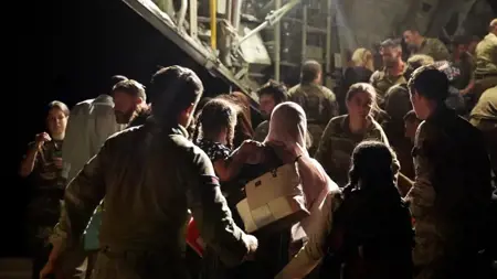 تحذير أممي من احتمال فرار 800 ألف شخص إذا لم يتوقف العنف في السودان