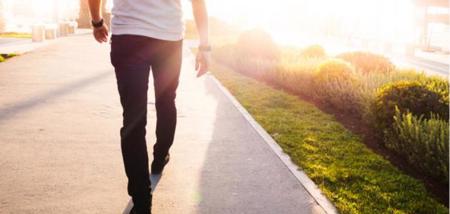 عشر فوائد رائعة تحفزك على المشي لمدة نصف ساعة يوميًا