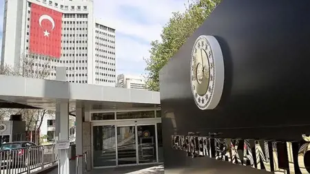 وزارة الخارجية التركية تنعى ضحايا حادث تحطم الطائرة الأذربيجانية‍