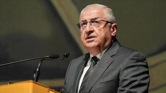 وزير الدفاع التركي قبيل قمة الناتو: الحلف يتكيّف وواشنطن لا تستهدف الانسحاب منه