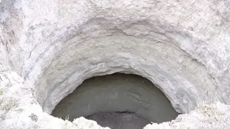 حفرة مخيفة جديدة تتشكل بولاية قونية