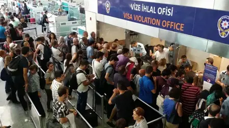 توضيح رسمي جديد بشأن الإقامة السياحية قصيرة الأجل