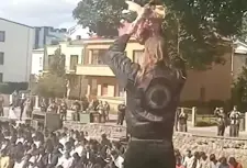 استفزاز قرب مسجد في ليتوانيا أثناء صلاة الجمعة يثير تدخلاً أمنياً