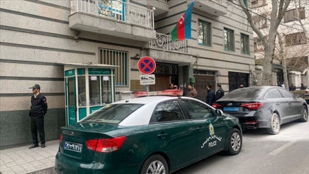 قتيل وجريحان في هجوم مسلح على سفارة أذربيجان في طهران