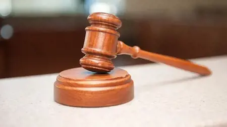 الولايات المتحدة تحكم على رجل مسجون لمدة 33 عام  ببراءته