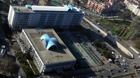 القبض على نائب الأمين العام السابق لبلدية إسطنبول الكبرى  القبض على نائب الأمين العام السابق لبلدية إسطنبول الكبرى