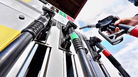 انخفاض جديد على أسعار الوقود في تركيا اعتبارًا من الليلة