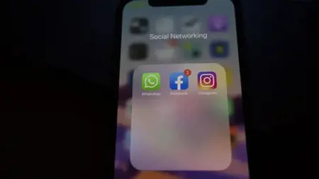 الاتحاد الأوروبي يفرض غرامة مالية باهظة على "واتساب"