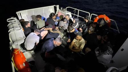 تركيا .. إنقاذ 51 مهاجرًا غير شرعي قبالة السواحل التركية 