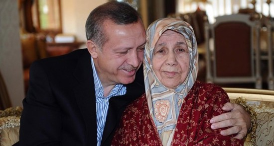 رسالة مؤثرة من أردوغان بمناسبة عيد الأم في تركيا
