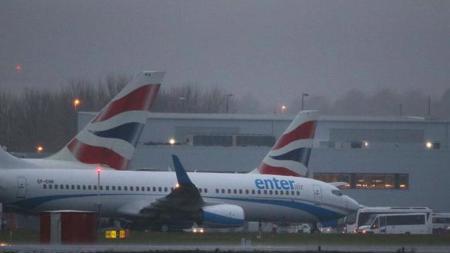 إلغاء الرحلات الجوية في المملكة المتحدة بسبب سوء الأحوال الجوية