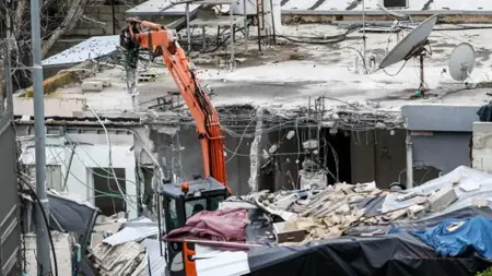 الاتحاد الأوروبي:" هدم إسرائيل لمنزل أبو دياب انتهاك خطير للقانون الدولي" الاتحاد الأوروبي:" هدم إسرائيل لمنزل أبو دياب انتهاك خطير للقانون الدولي"