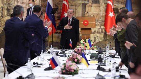 الآمال معلقة على نتائج المفاوضات الروسية الاوكرانية في اسطنبول