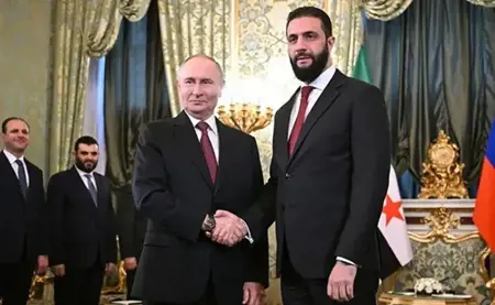 سوريا وروسيا توقّعان مذكّرة تفاهم لإعادة هيكلة الوجود العسكريّ الروسيّ وتحويل القواعد إلى مراكز تدريب