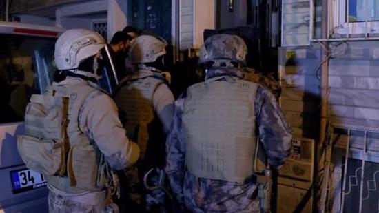 اعتقال زعيم عصابة في منطقة الفاتح بإسطنبول