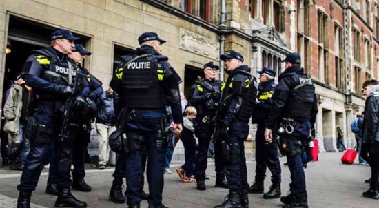 الشرطة الهولندية تعتذر للجالية التركية عن "عبارة عنصرية"