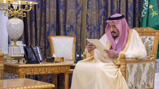 العاهل السعودي يبعث برقية تعزية إلى الرئيس أردوغان