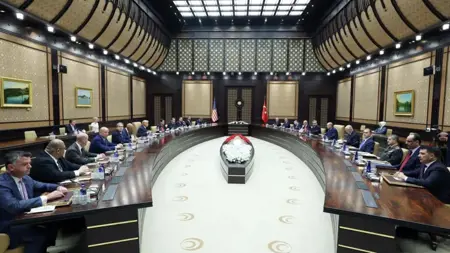 أردوغان يترأس اجتماع الوفود التركية-الأمريكية مع ترامب في أنقرة