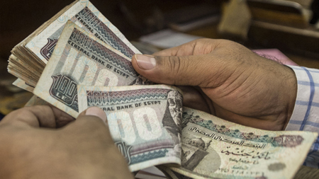 مصر تبدأ بتطبيق الحد الأدنى لأجور العاملين في القطاع الخاص بحلول 2022