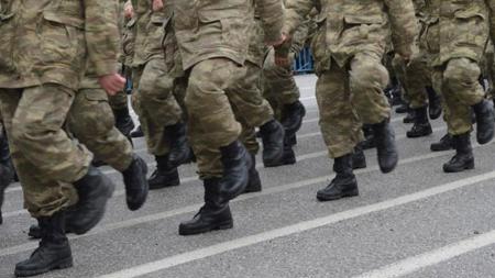 وزارة الدفاع التركية تنشر بيانًا حول تمديد مدة الخدمة العسكرية