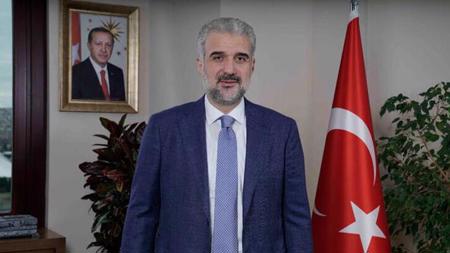 وزير الداخلية التركي يعزي عثمان نوري كاباك تبيه بوفاة والدته
