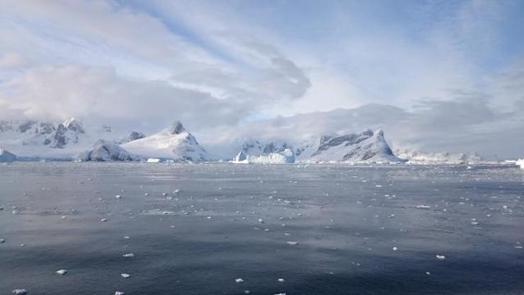 Freshwater lakes discovered under Antarctic ice - TIme News