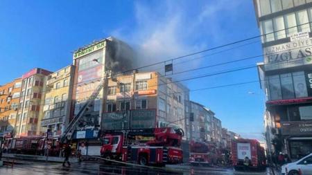 مقتل شخص في حريق اندلع داخل مبنى بمنطقة سلطان غازي