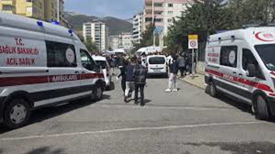 حادث مأساوي.. وفاة شرطي إثر تصادم دراجتين