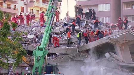 بعد مرور عامين.. زلزال إزمير مازال حاضرا في ذاكرة الشعب التركي