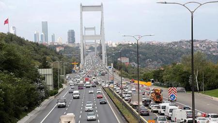 تركيا تجعل الطرق السريعة والجسور مجانية خلال هذه التواريخ