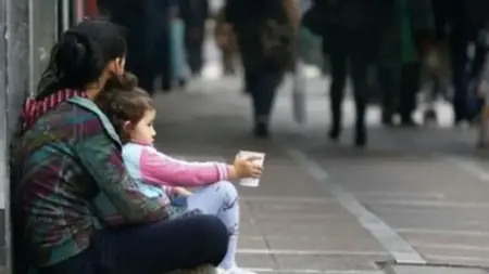 حاكم إسطنبول يتخذ إجراءات صارمة لمكافحة ظاهرة التسول