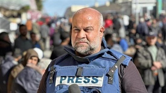 تعرّف على أيقونة الصحافة الفلسطينية وائل الدحدوح