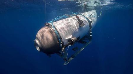 فرق إنقاذ الغواصة المفقودة تسابق الزمن للعثور عليها قبل ساعات من نفاد الأكسجين على متنها