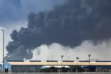 إيران تستهدف السفارة الأمريكية في الرياض