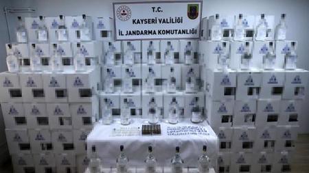 الشرطة التركية تشن حملة على موردي الخمور المقلدة بولاية قيصري
