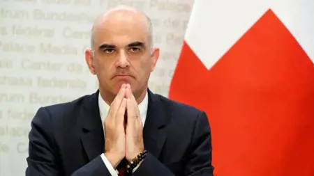 سويسرا تكشف عن سبب رفضها تصدير المعدات والذخيرة إلى أوكرانيا 