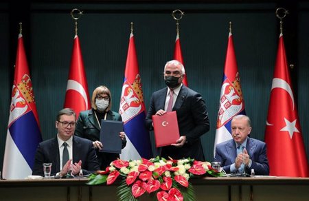 تركيا وصربيا توقعان 4 اتفاقيات في مجالات مختلفة