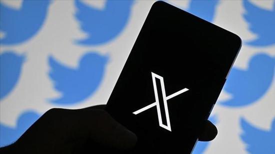 عاجل:انقطاع يثير ارتباك المستخدمين عقب تعطل منصة إكس في تركيا عاجل:انقطاع يثير ارتباك المستخدمين عقب تعطل منصة إكس في تركيا