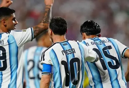 ميسي يقود الأرجنتين للفوز على النمسا وتأهلها من المجموعة