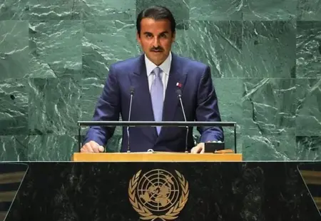 أمير قطر:" لا يجوز التسليم بالظلم الواقع على الشعب السوري كأنه قدر"