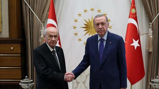 عاجل :أردوغان يلتقي بهتشلي في القصر الرئاسي بأنقرة