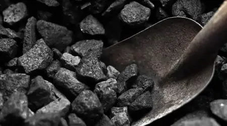 تركيا تقدم مساعدات فحم للأسر المحتاجة